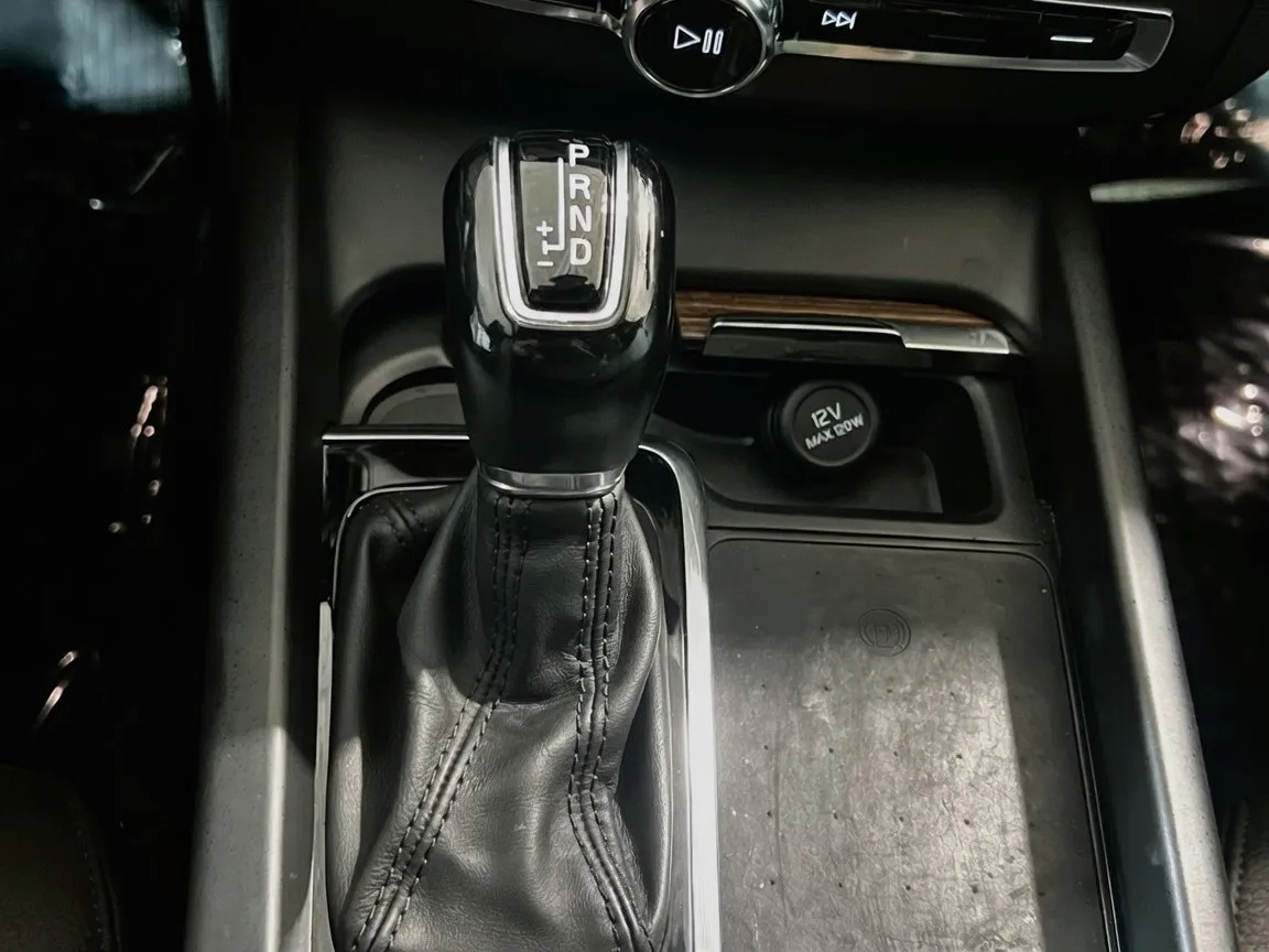2021 Volvo XC60 Momentum - Photo 13