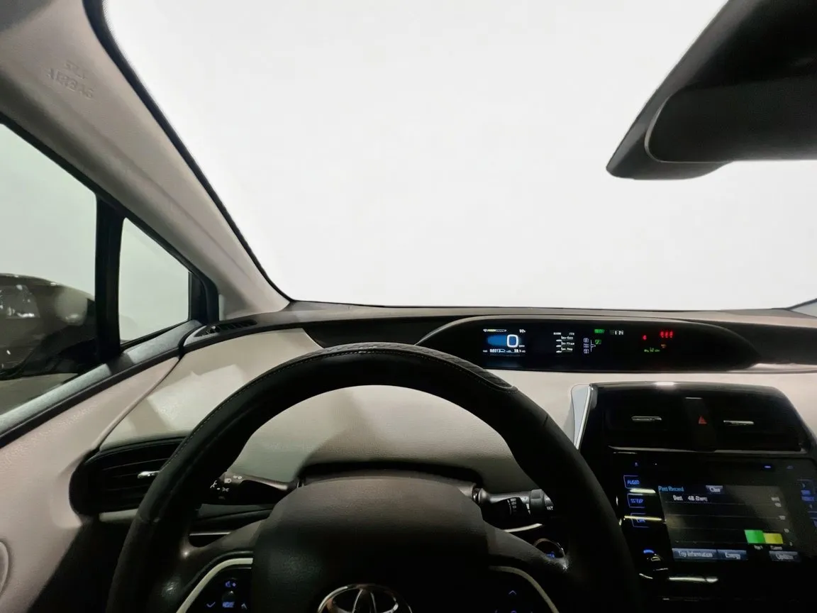 2018 Toyota Prius Two - Photo 7