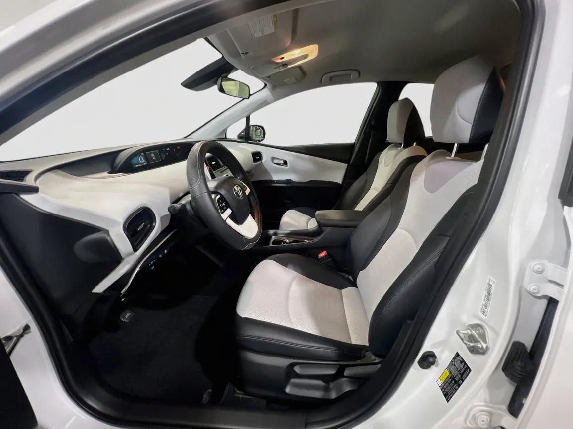 2018 Toyota Prius Two - Photo 14
