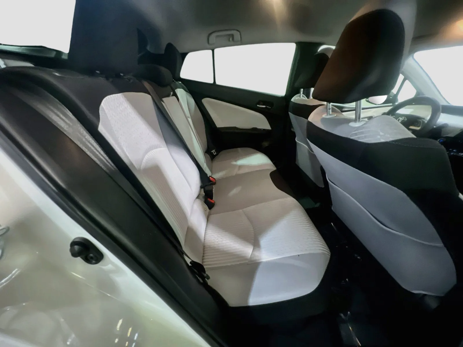 2018 Toyota Prius Two - Photo 18