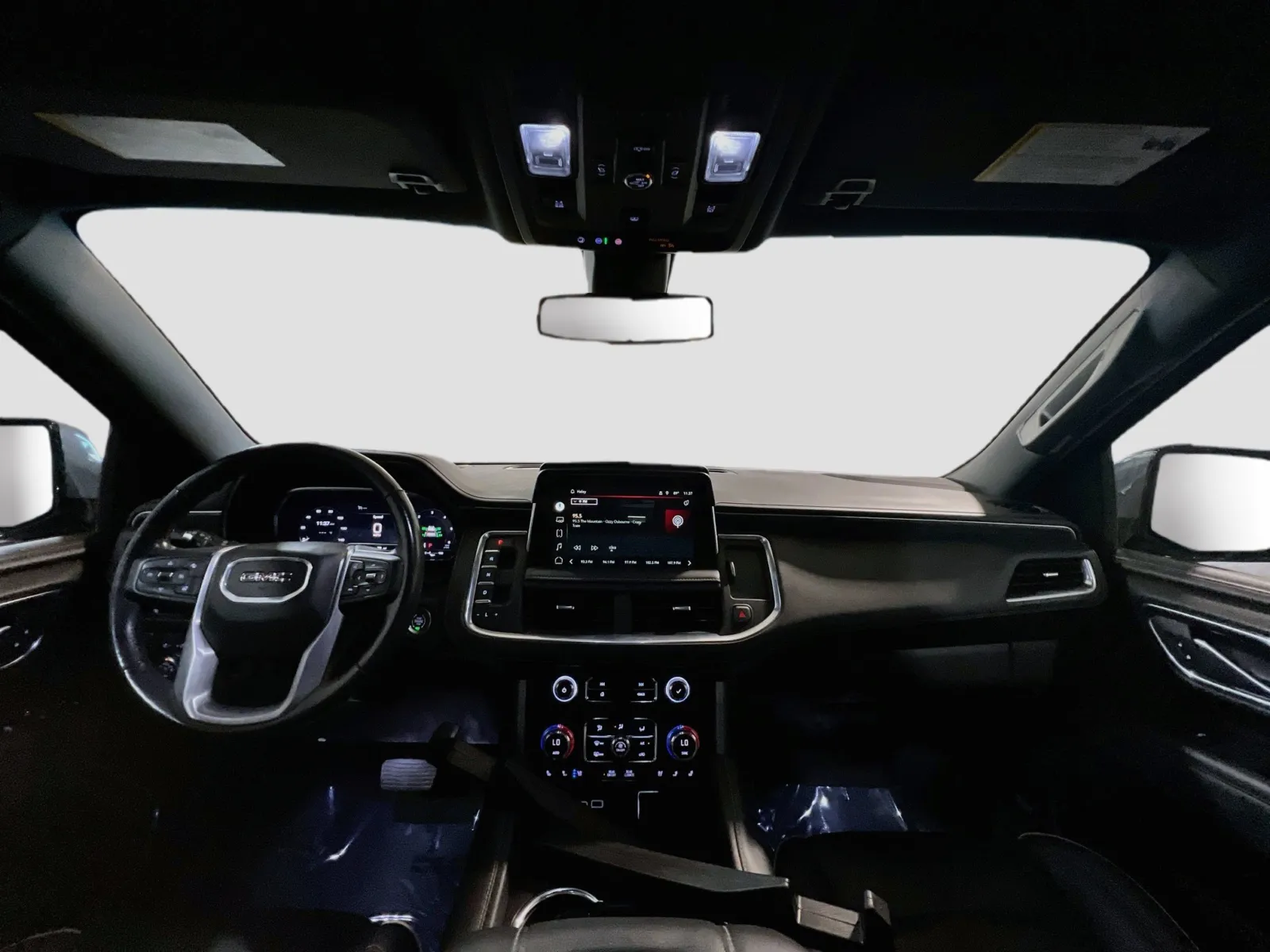 2022 GMC Yukon XL SLT - Photo 17