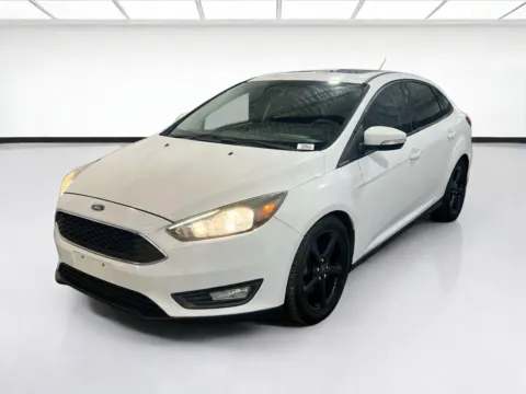 White 2017 Ford Focus SEL for sale in Chandler, AZ