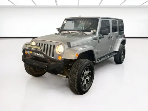 Silver 2016 Jeep Wrangler Unlimited Sahara for sale in Chandler, AZ