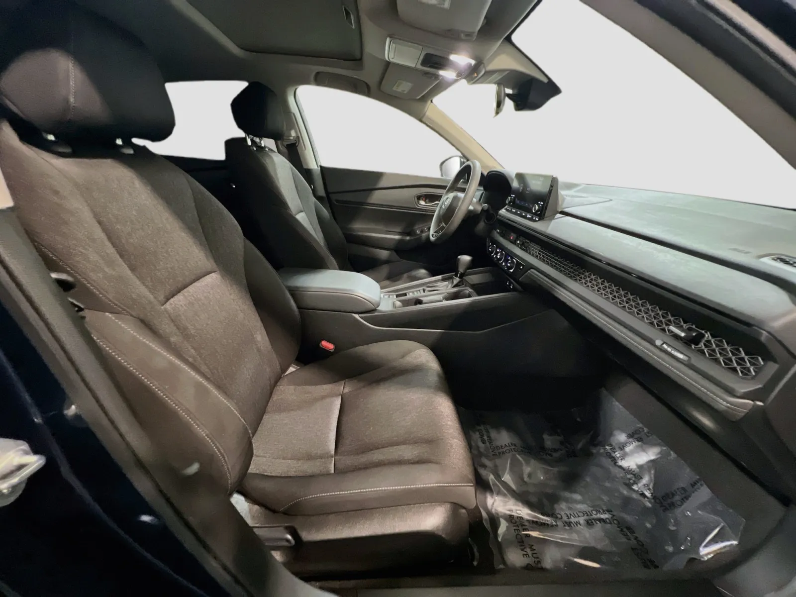 2025 Honda Accord SE - Photo 21