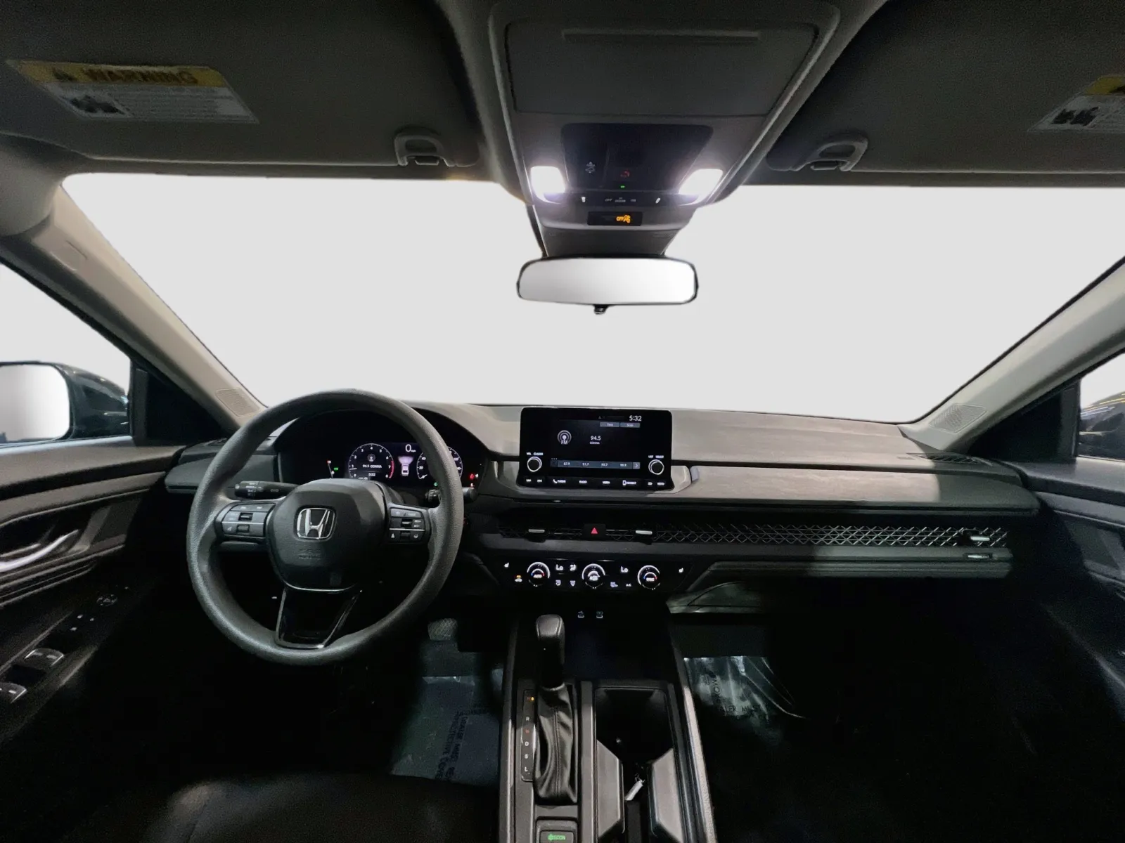 2025 Honda Accord SE - Photo 16
