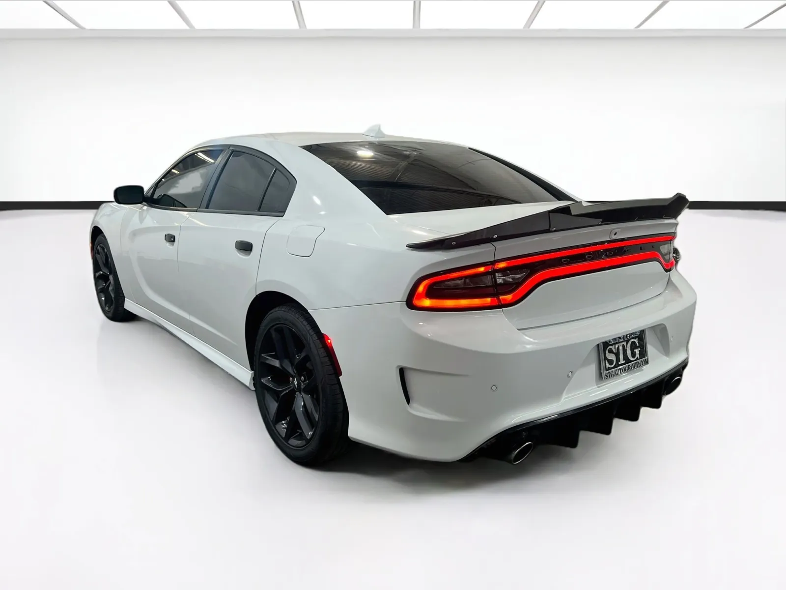 2022 Dodge Charger R/T - Photo 6