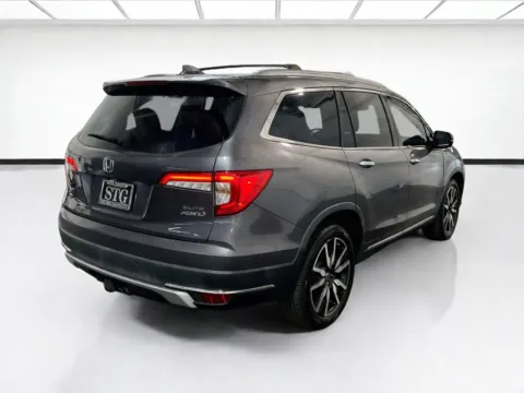 More photos of 2019 Honda Pilot Elite at STG Auto Group of Chandler, AZ
