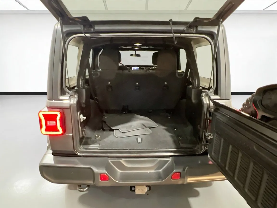 2018 Jeep All-New Wrangler Unlimited Sahara - Photo 17