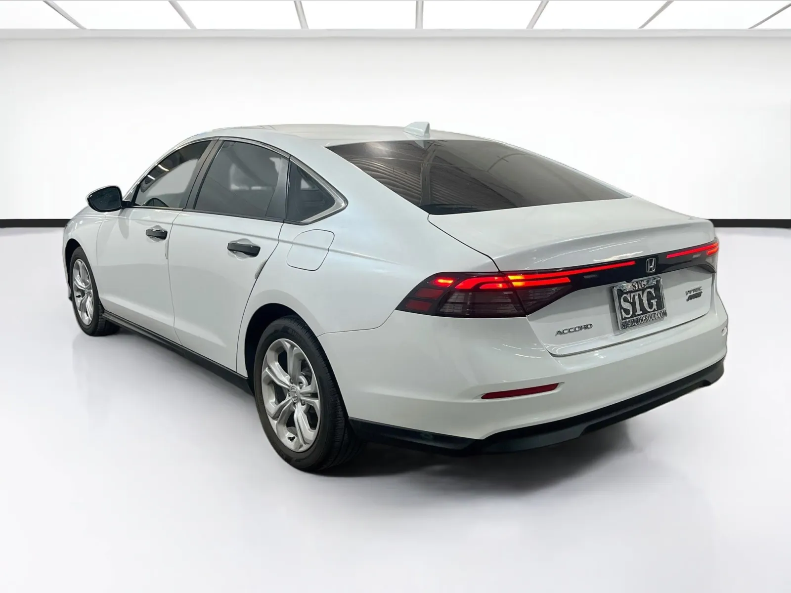2024 Honda Accord LX - Photo 6