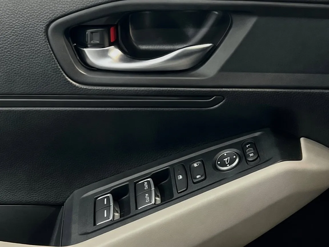 2024 Honda Accord LX - Photo 13