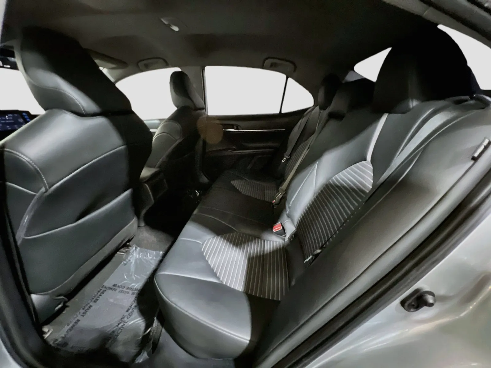 2023 Toyota Camry SE - Photo 16