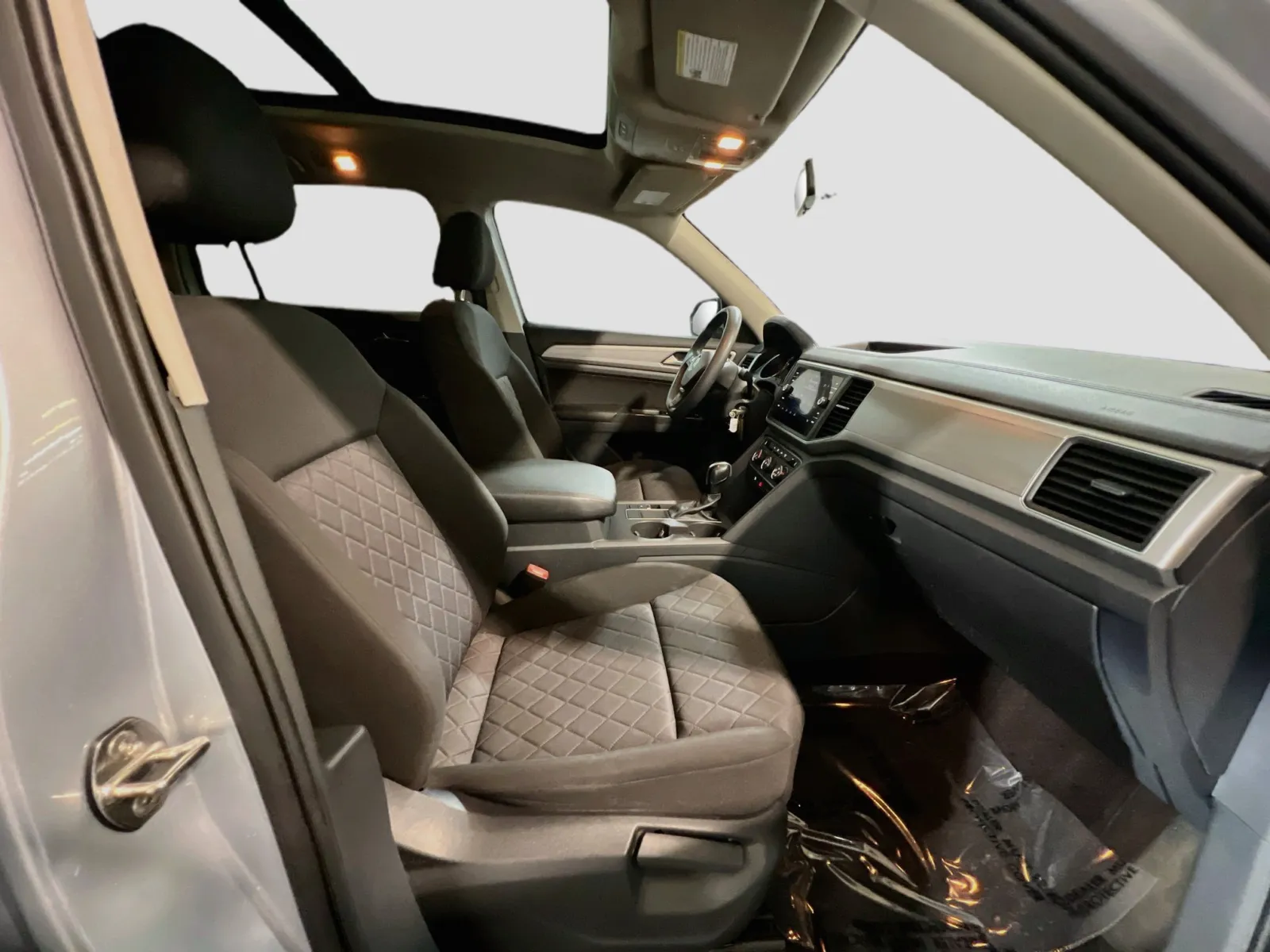 2018 Volkswagen Atlas Launch Edition - Photo 21