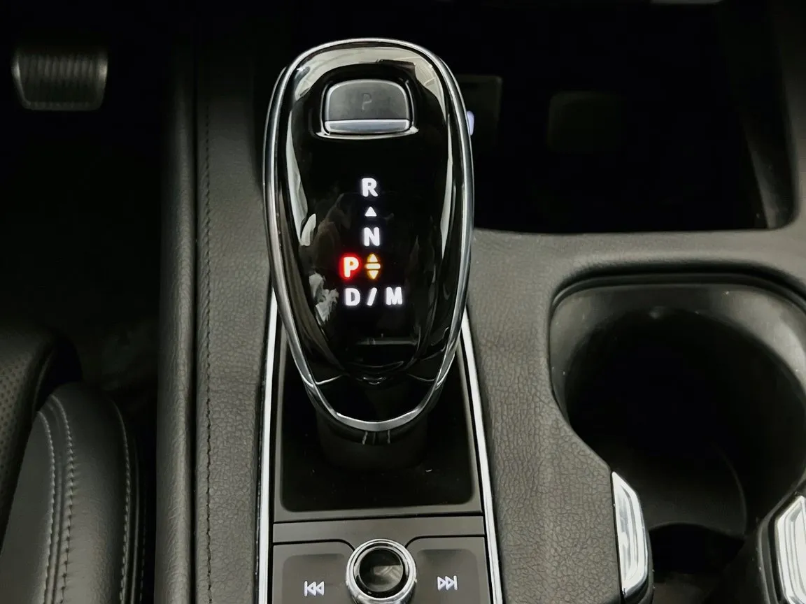 2023 Cadillac XT4 Premium Luxury - Photo 13