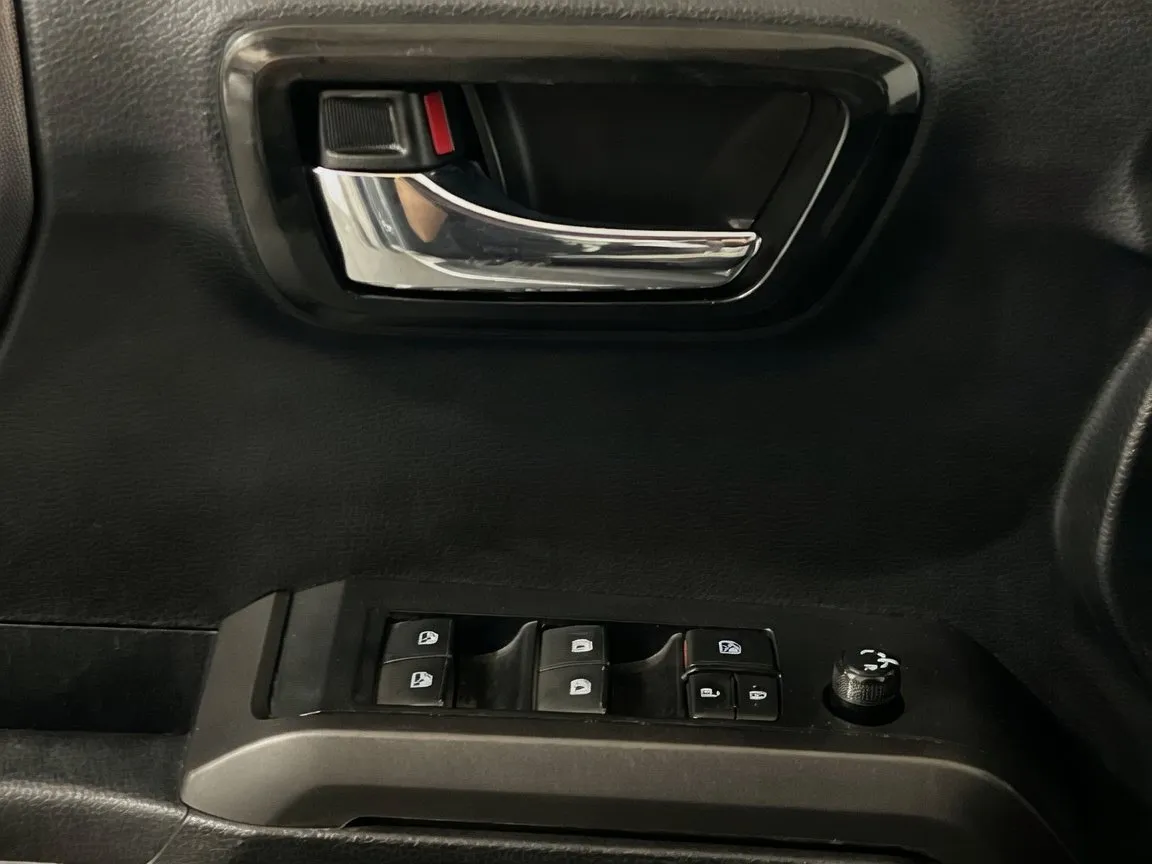 2022 Toyota Tacoma TRD Off Road - Photo 13