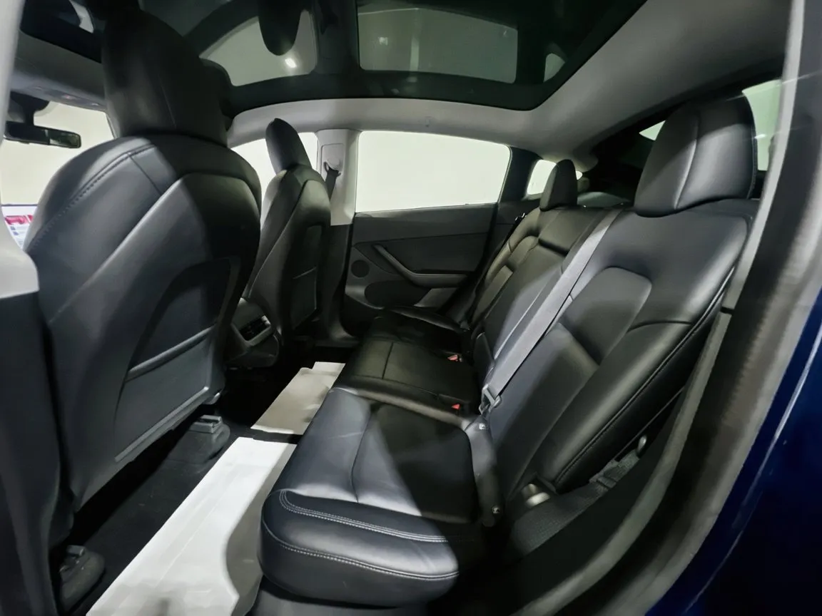 2021 Tesla Model Y Long Range - Photo 17