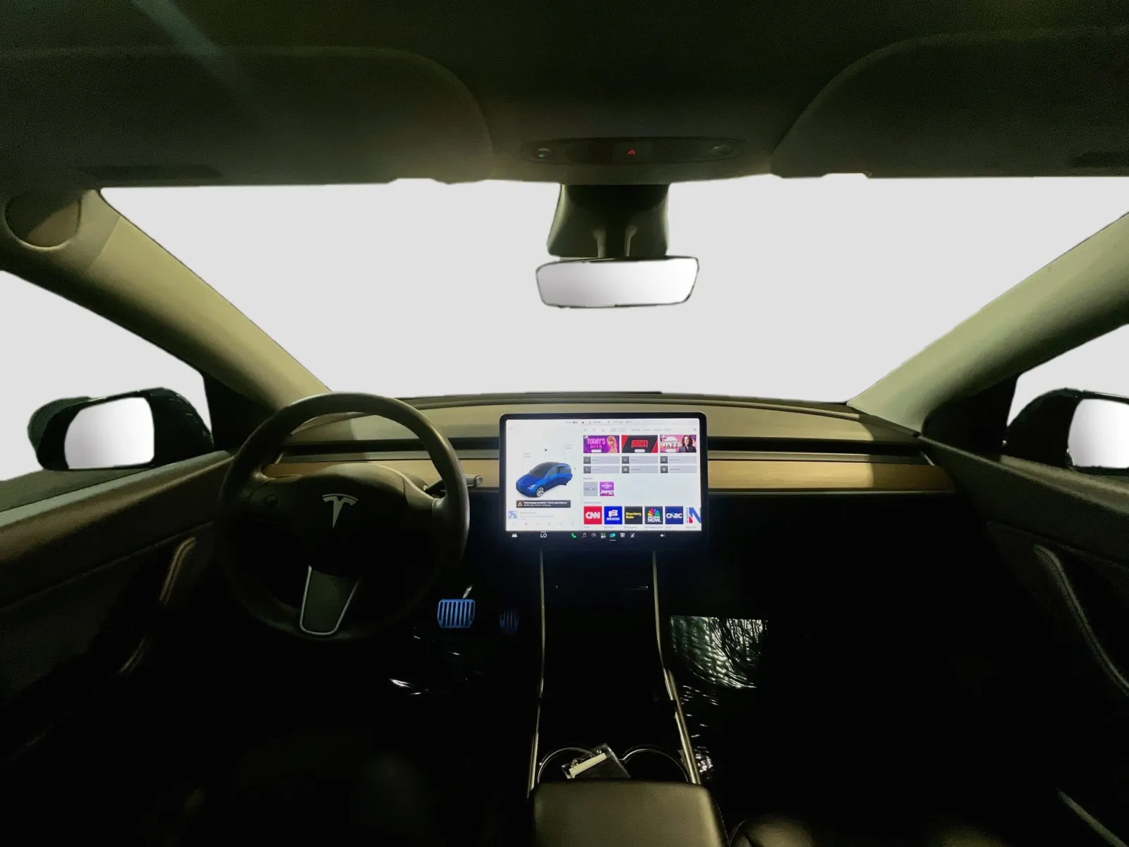 2021 Tesla Model Y Long Range - Photo 16