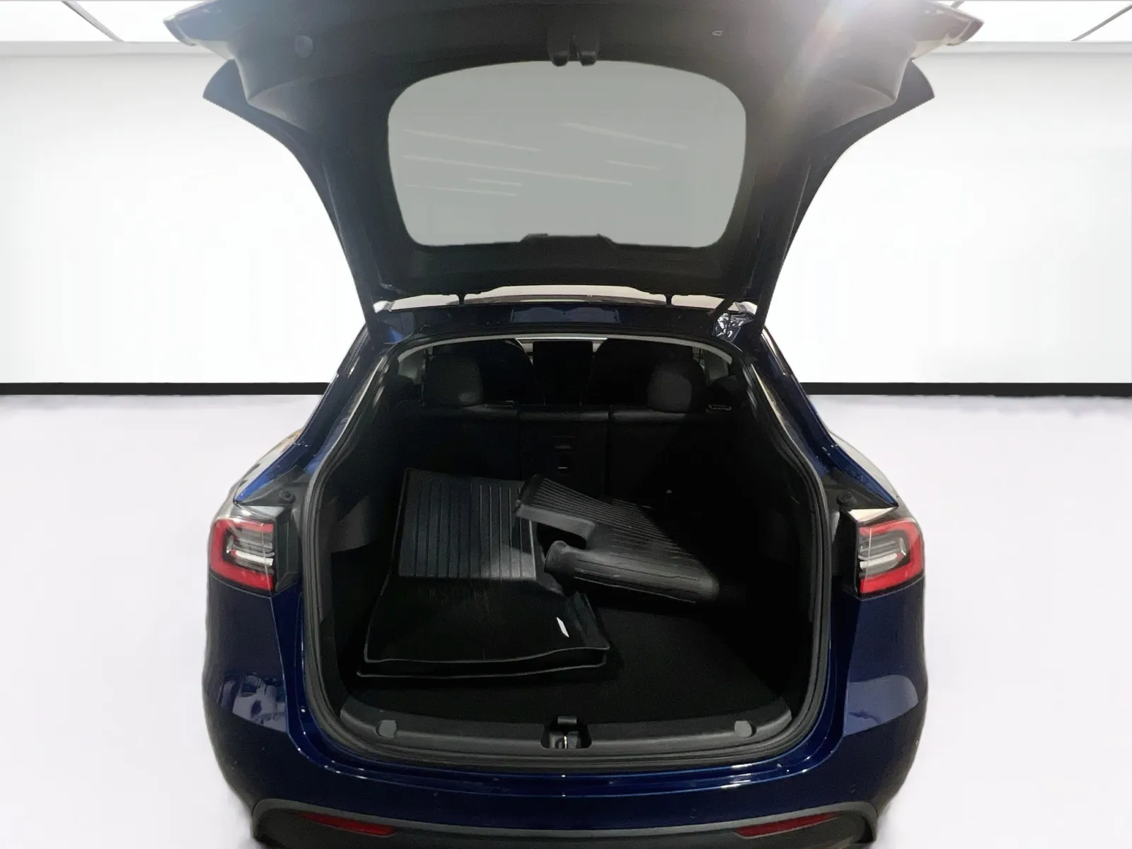 2021 Tesla Model Y Long Range - Photo 19