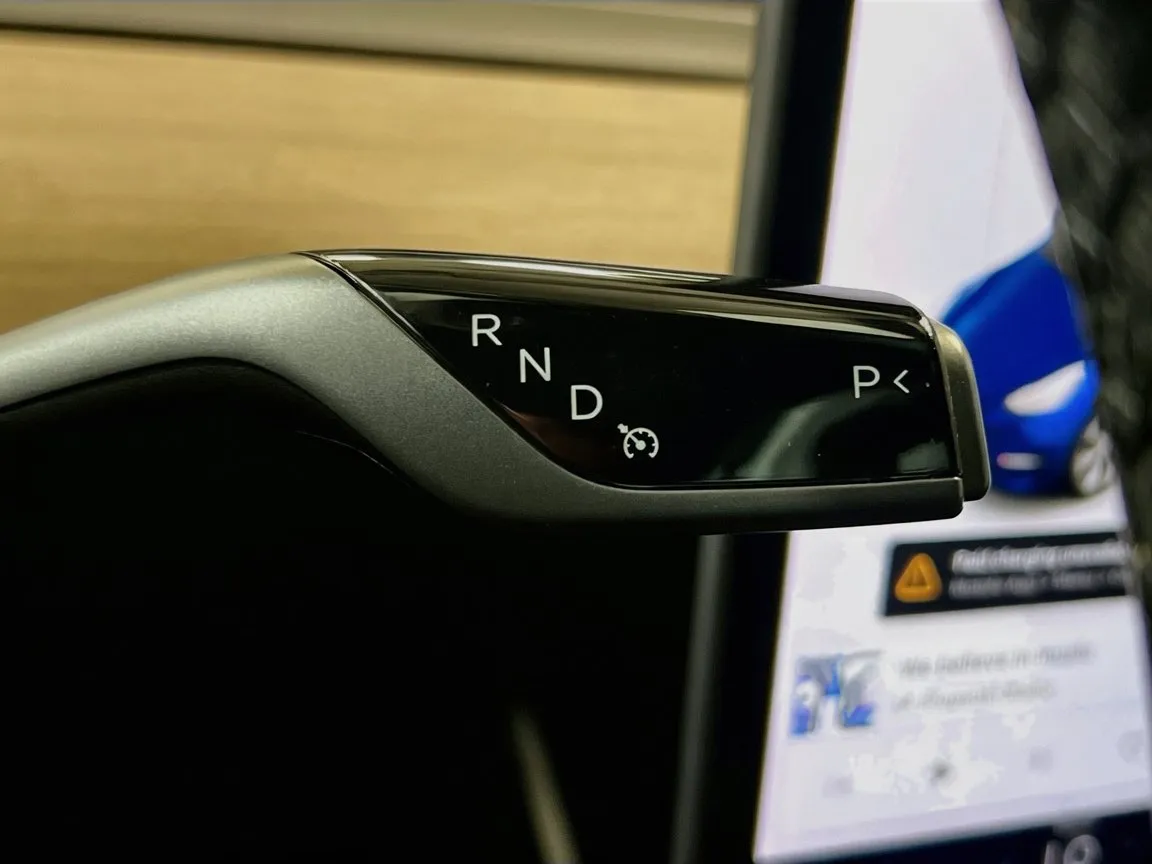 2021 Tesla Model Y Long Range - Photo 13
