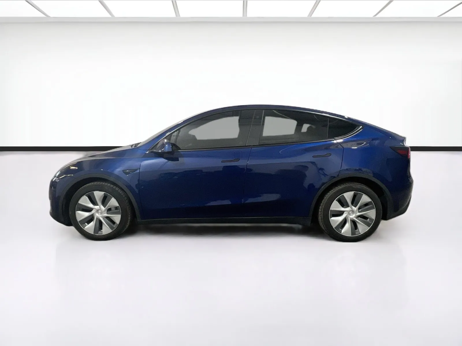 2021 Tesla Model Y Long Range - Photo 22