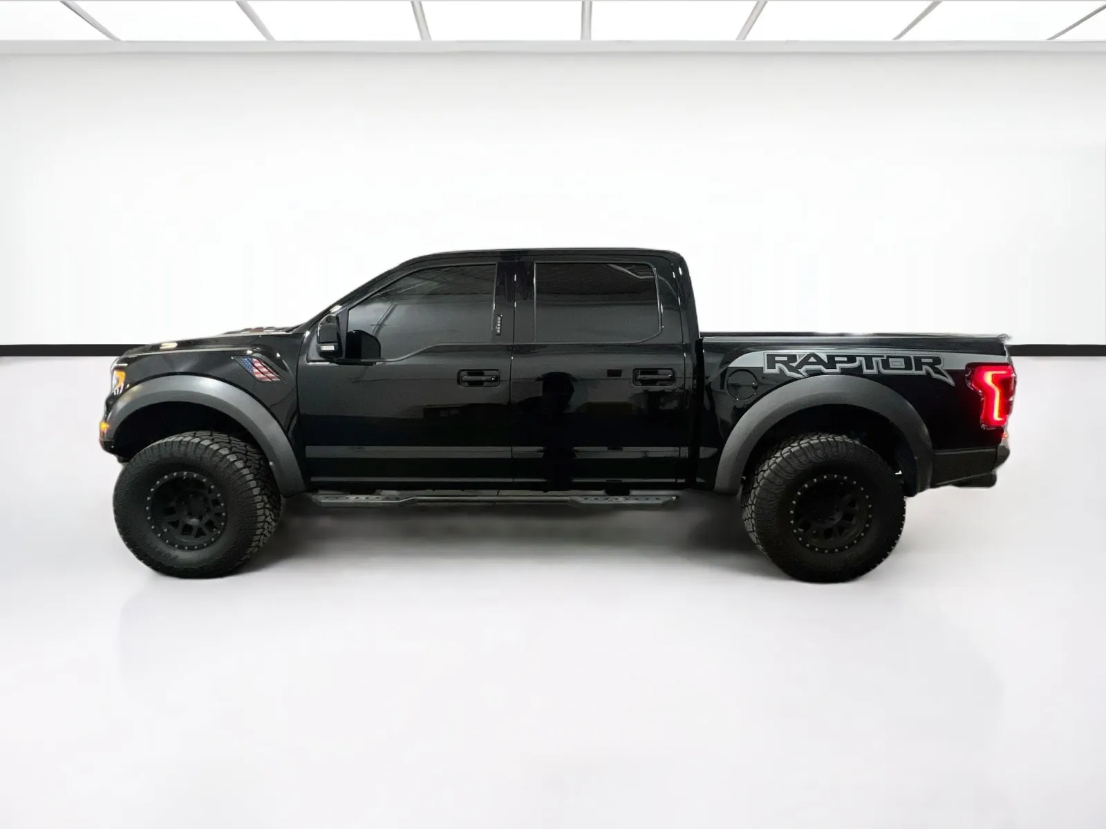 2018 Ford F-150 Raptor - Photo 24