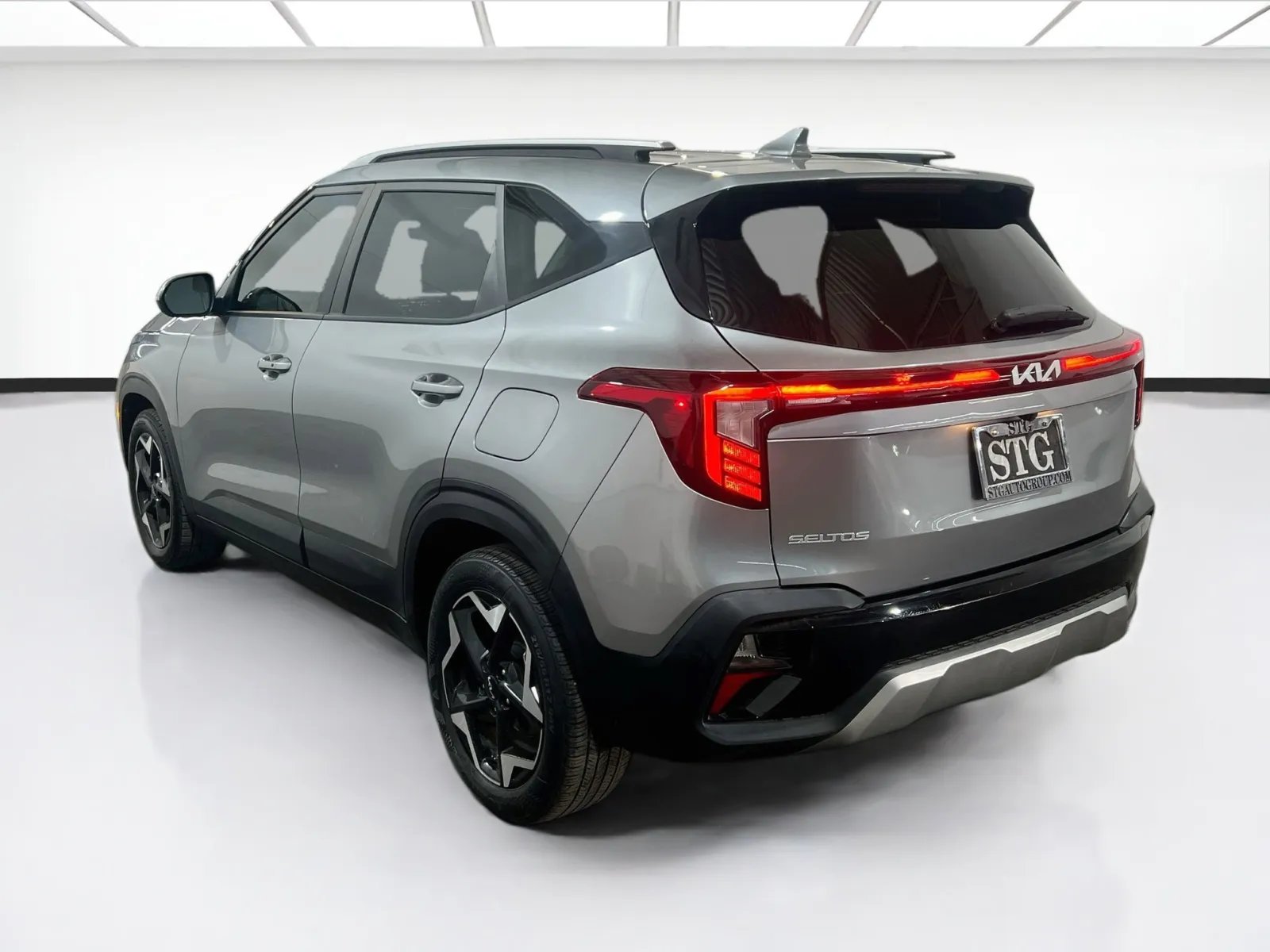 2025 Kia Seltos S - Photo 6