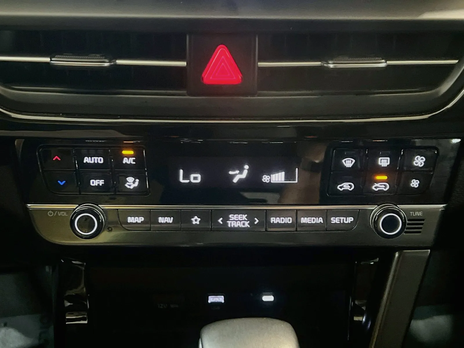 2025 Kia Seltos S - Photo 11