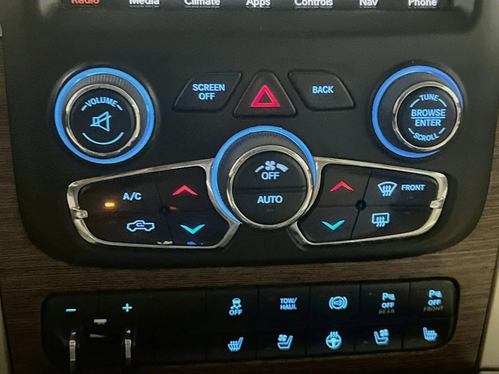 2018 RAM Ram 3500 Pickup Laramie - Photo 12