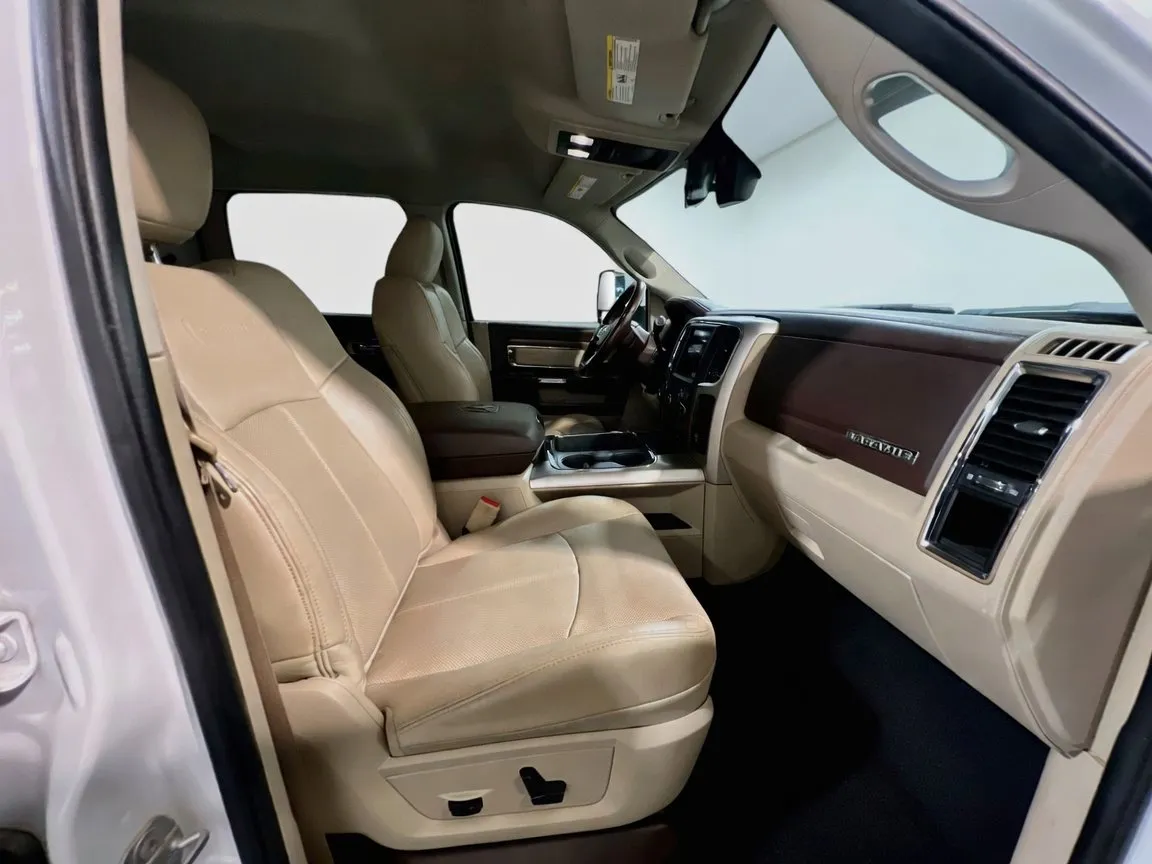 2018 RAM Ram 3500 Pickup Laramie - Photo 21