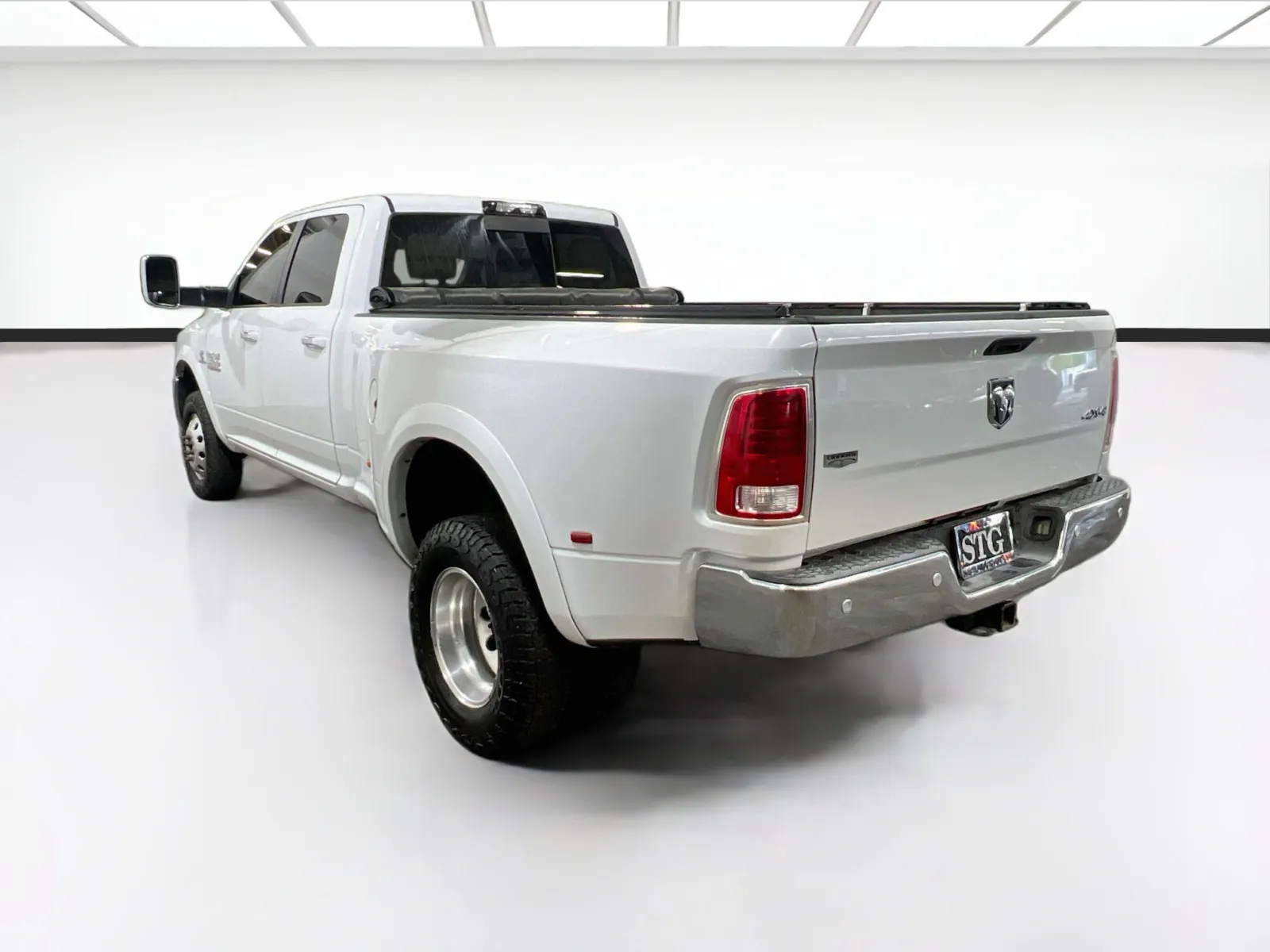 2018 RAM Ram 3500 Pickup Laramie - Photo 6