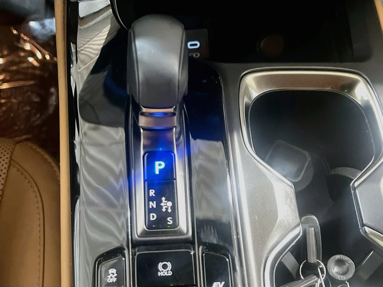 2025 Lexus NX Hybrid 350h - Photo 13
