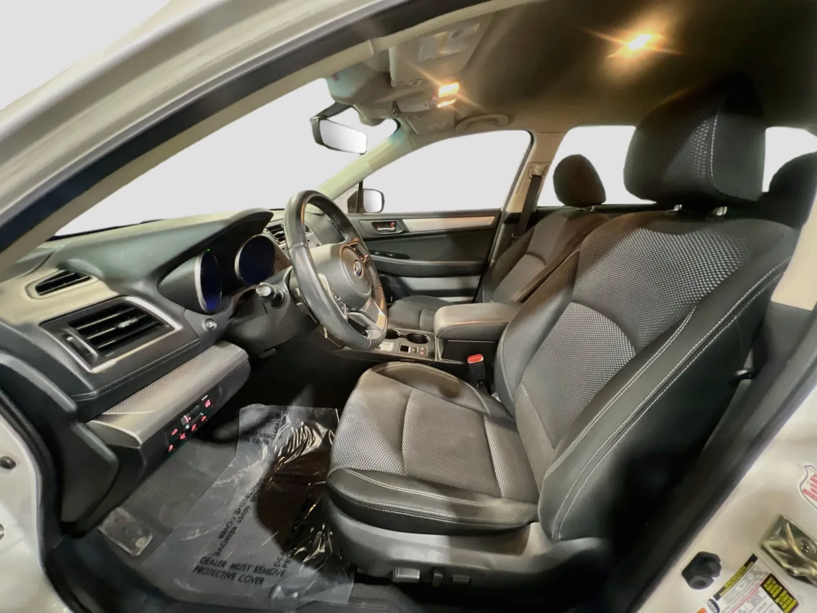 2019 Subaru Outback Premium - Photo 14