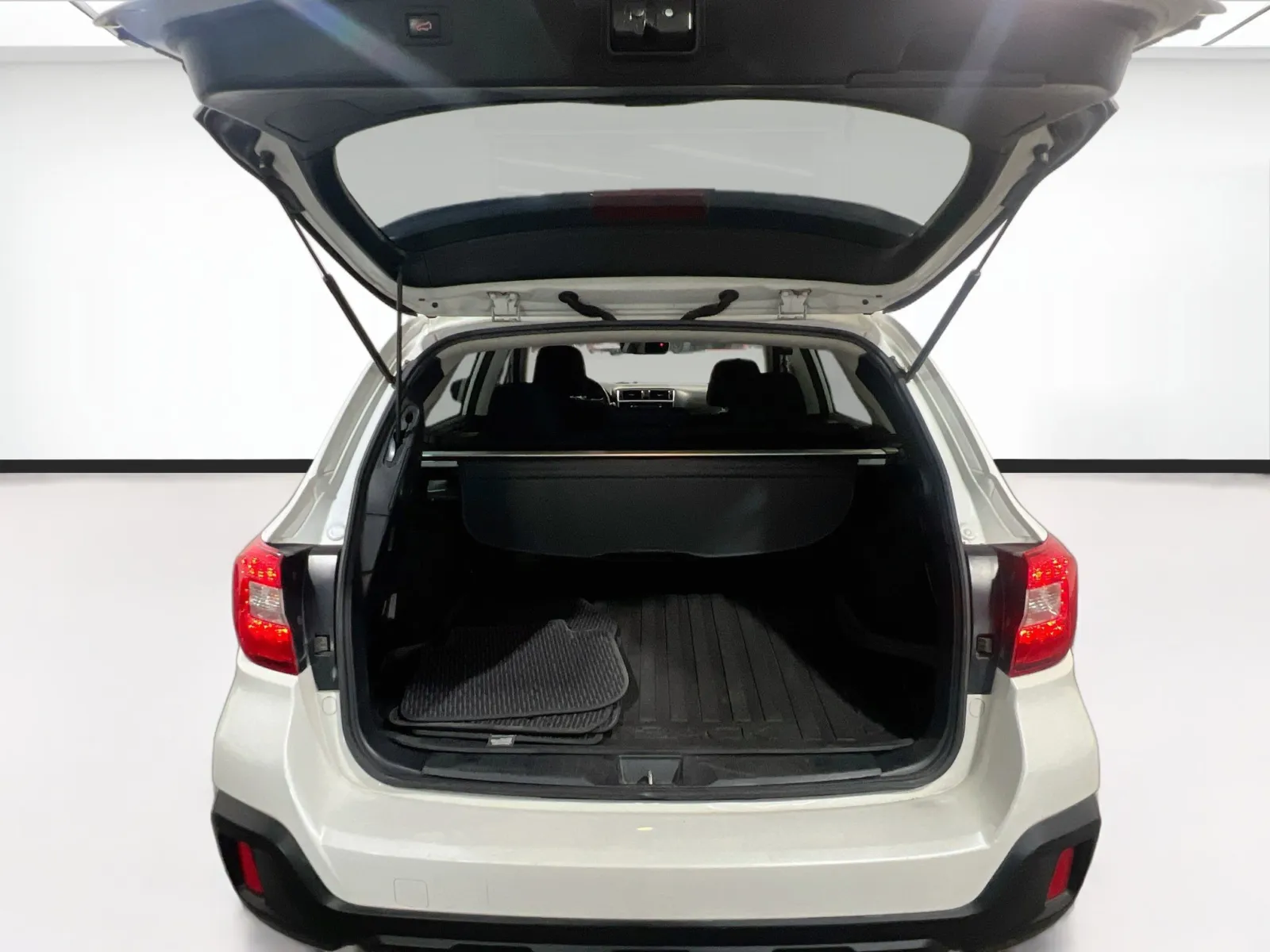 2019 Subaru Outback Premium - Photo 17