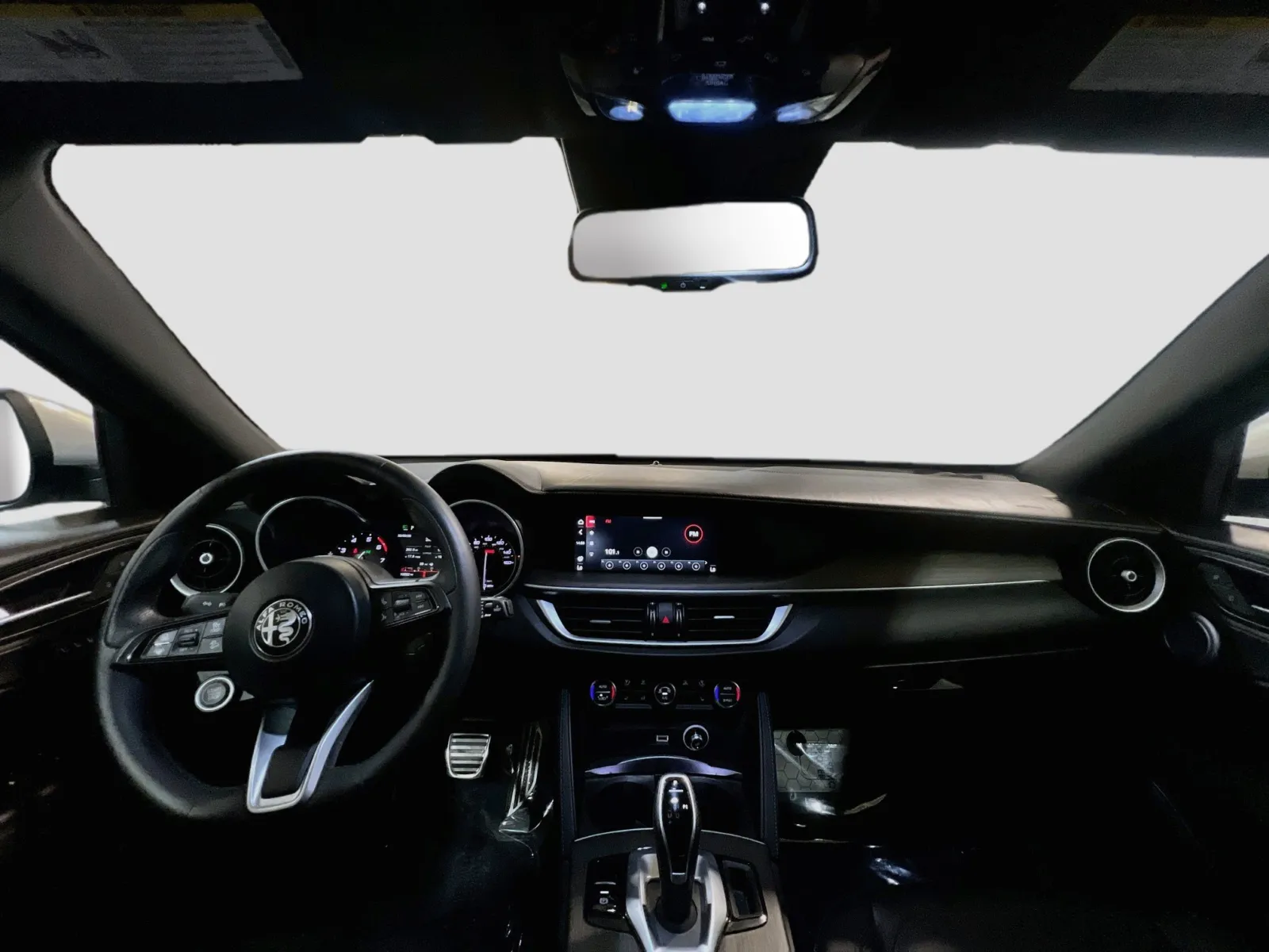 2022 Alfa Romeo Stelvio Ti - Photo 18
