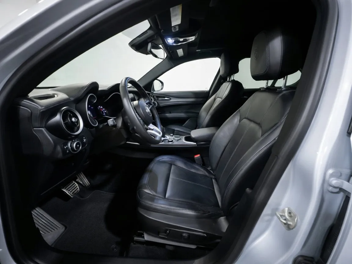 2022 Alfa Romeo Stelvio Ti - Photo 16