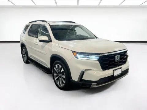 Another view of 2023 Honda Pilot Touring for sale in Chandler, AZ at STG Auto Group of Chandler