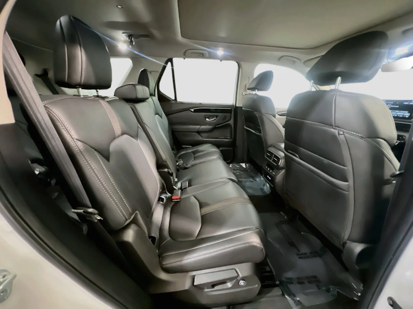 2023 Honda Pilot Touring - Photo 22