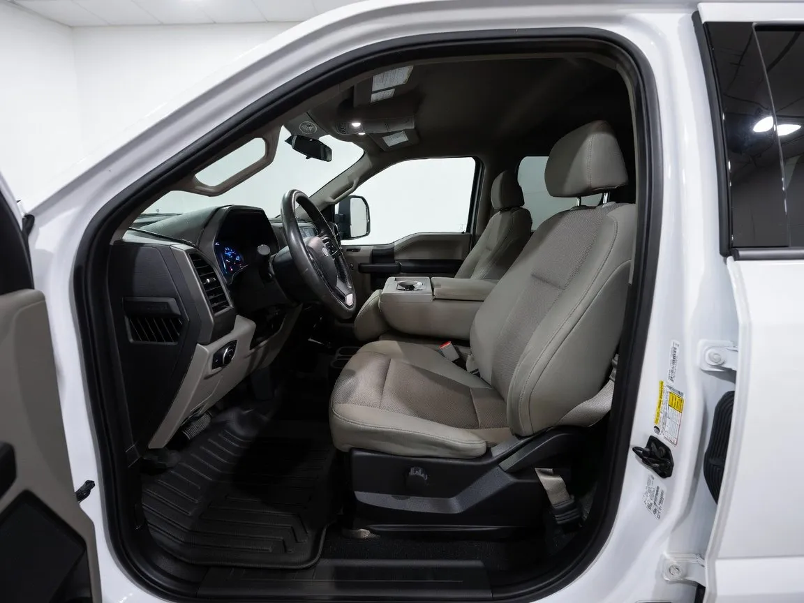 2019 Ford F-450 Super Duty XL - Photo 14