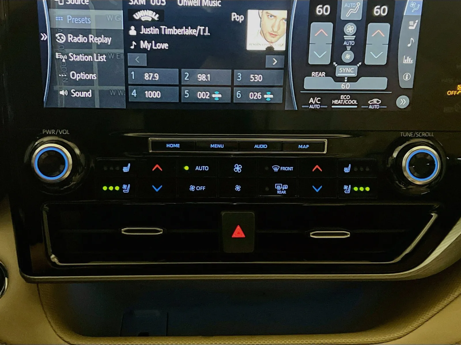 2022 Toyota Highlander Platinum - Photo 12