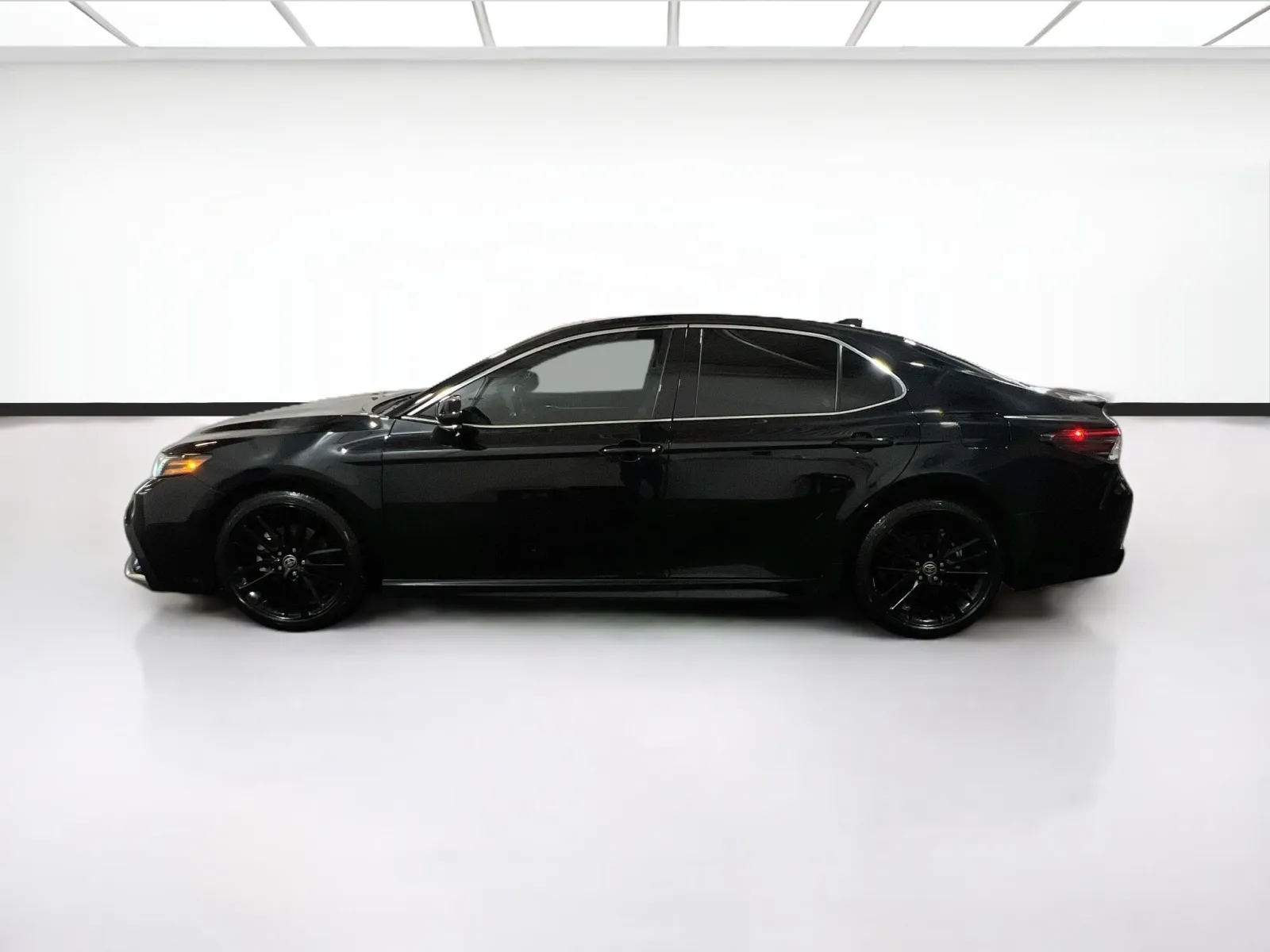 2023 Toyota Camry XSE - Photo 24