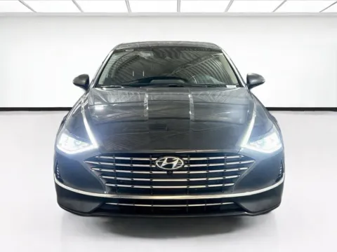 Photos of 2022 Hyundai Sonata Hybrid Limited for sale in Chandler, AZ at STG Auto Group of Chandler