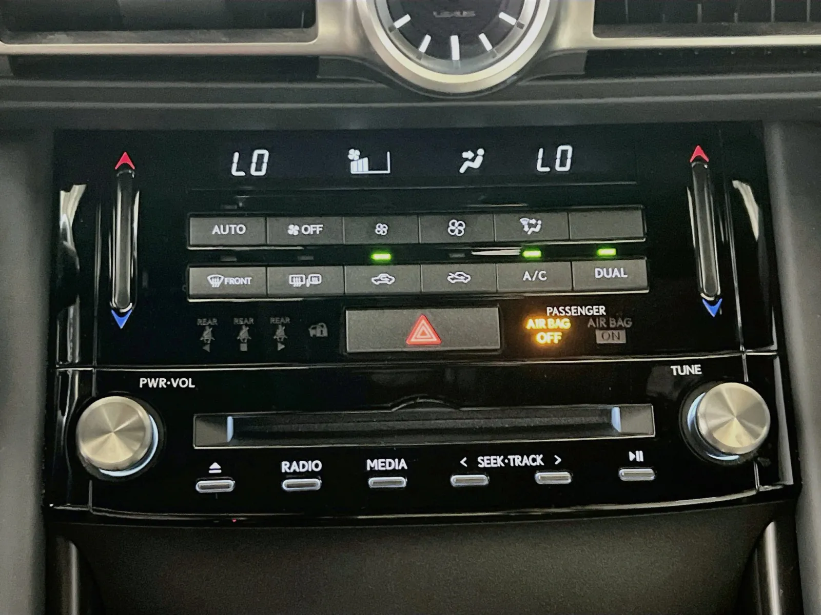 2021 Lexus IS 350 F SPORT - Photo 12