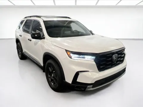 Another view of 2025 Honda Pilot TrailSport for sale in Chandler, AZ at STG Auto Group of Chandler
