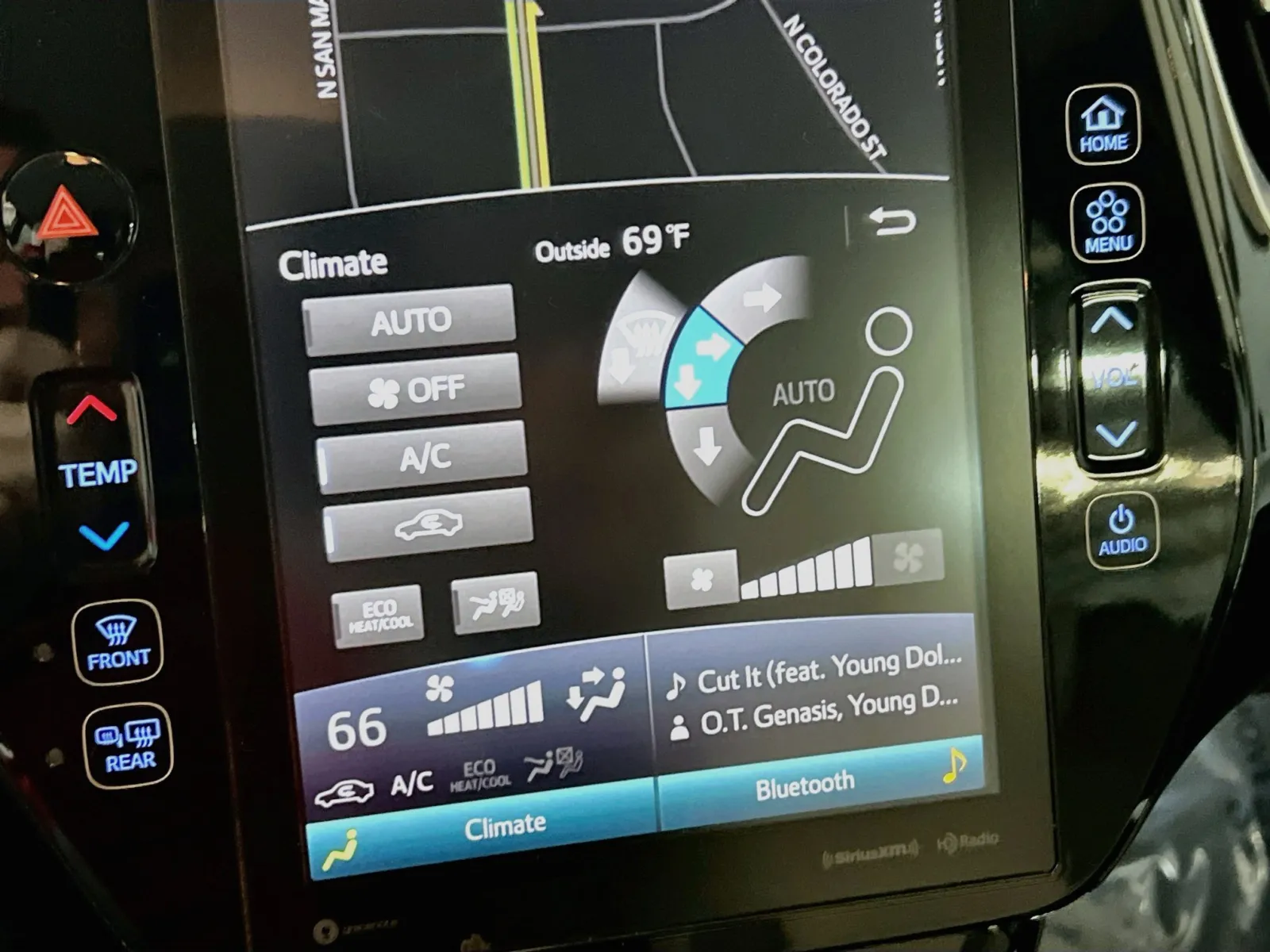 2020 Toyota Prius Prime XLE - Photo 12