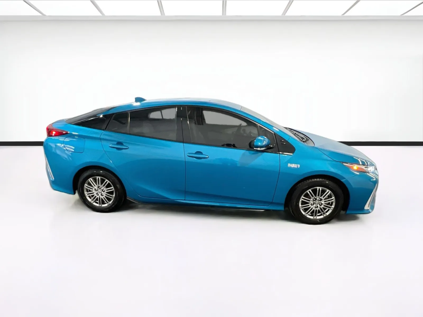 2020 Toyota Prius Prime XLE - Photo 23