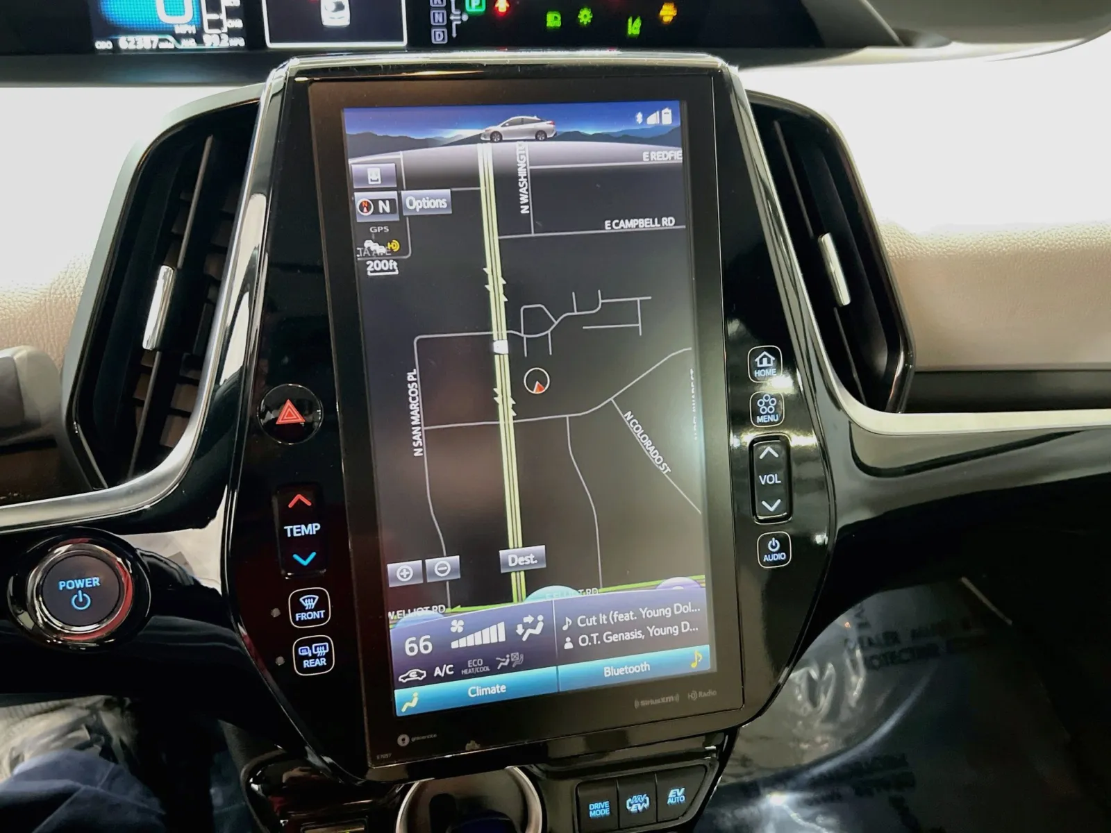 2020 Toyota Prius Prime XLE - Photo 9