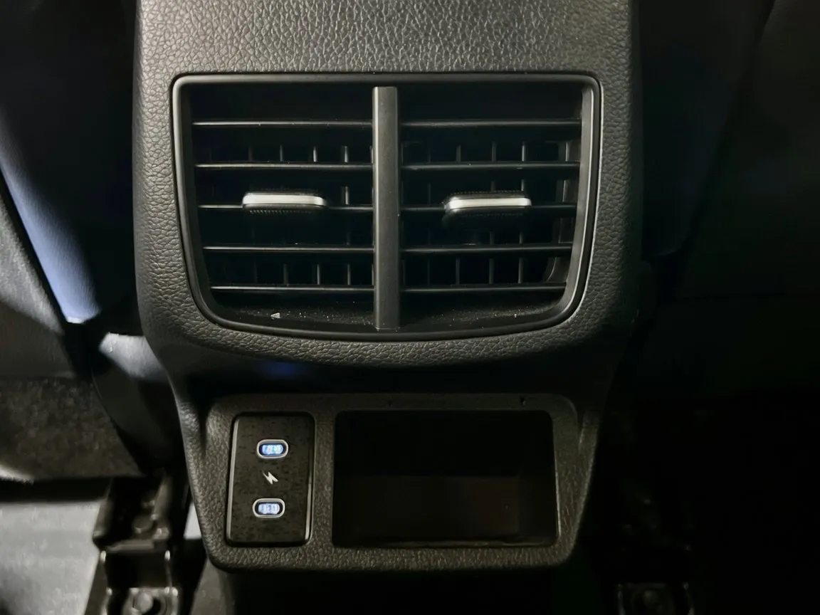 2024 Kia Seltos S - Photo 18