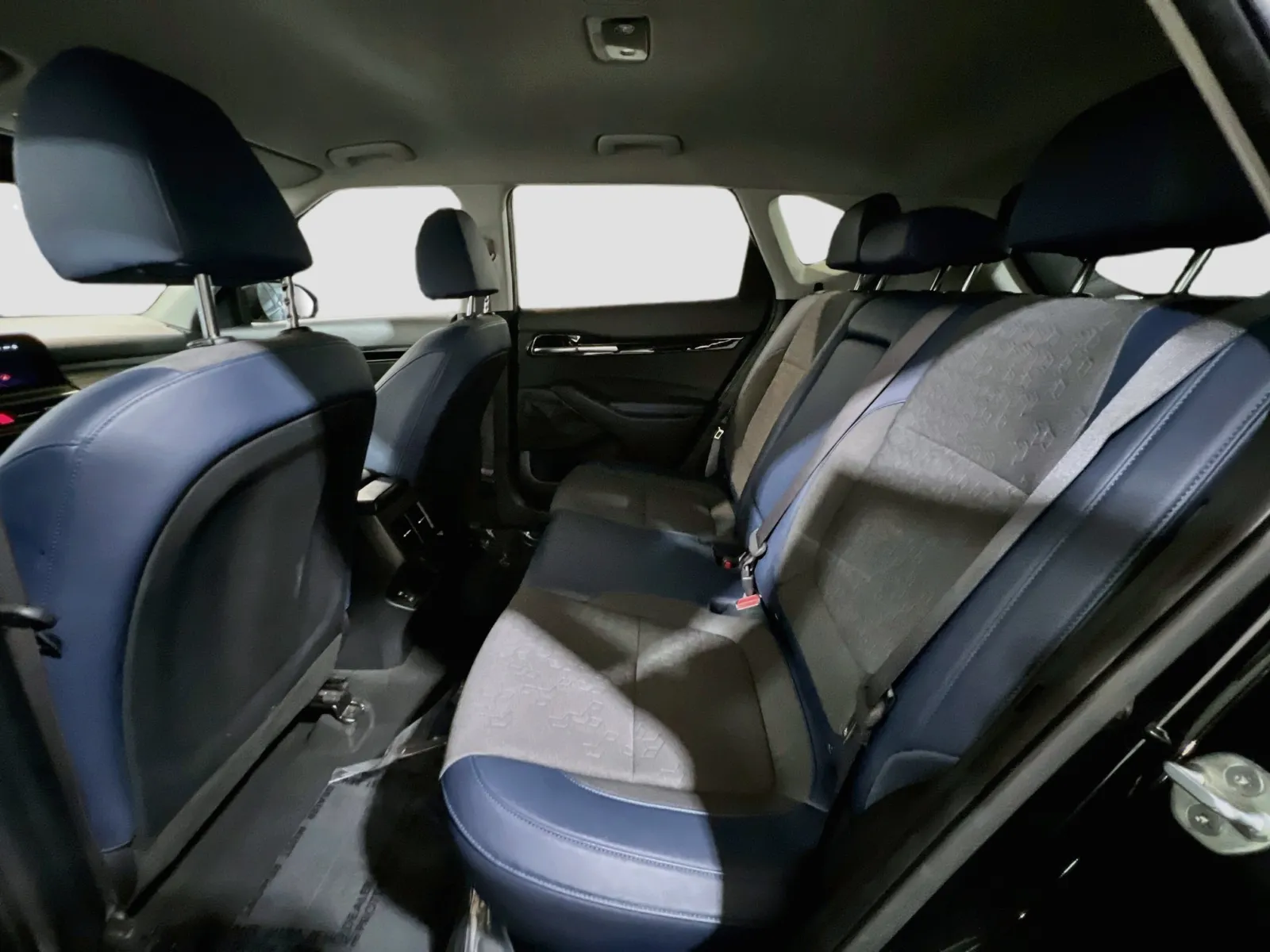 2024 Kia Seltos S - Photo 17