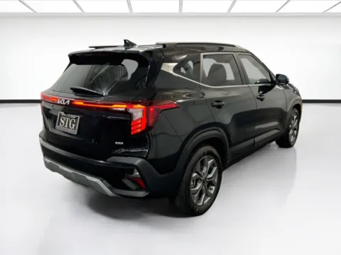 More photos of 2024 Kia Seltos S at STG Auto Group of Chandler, AZ