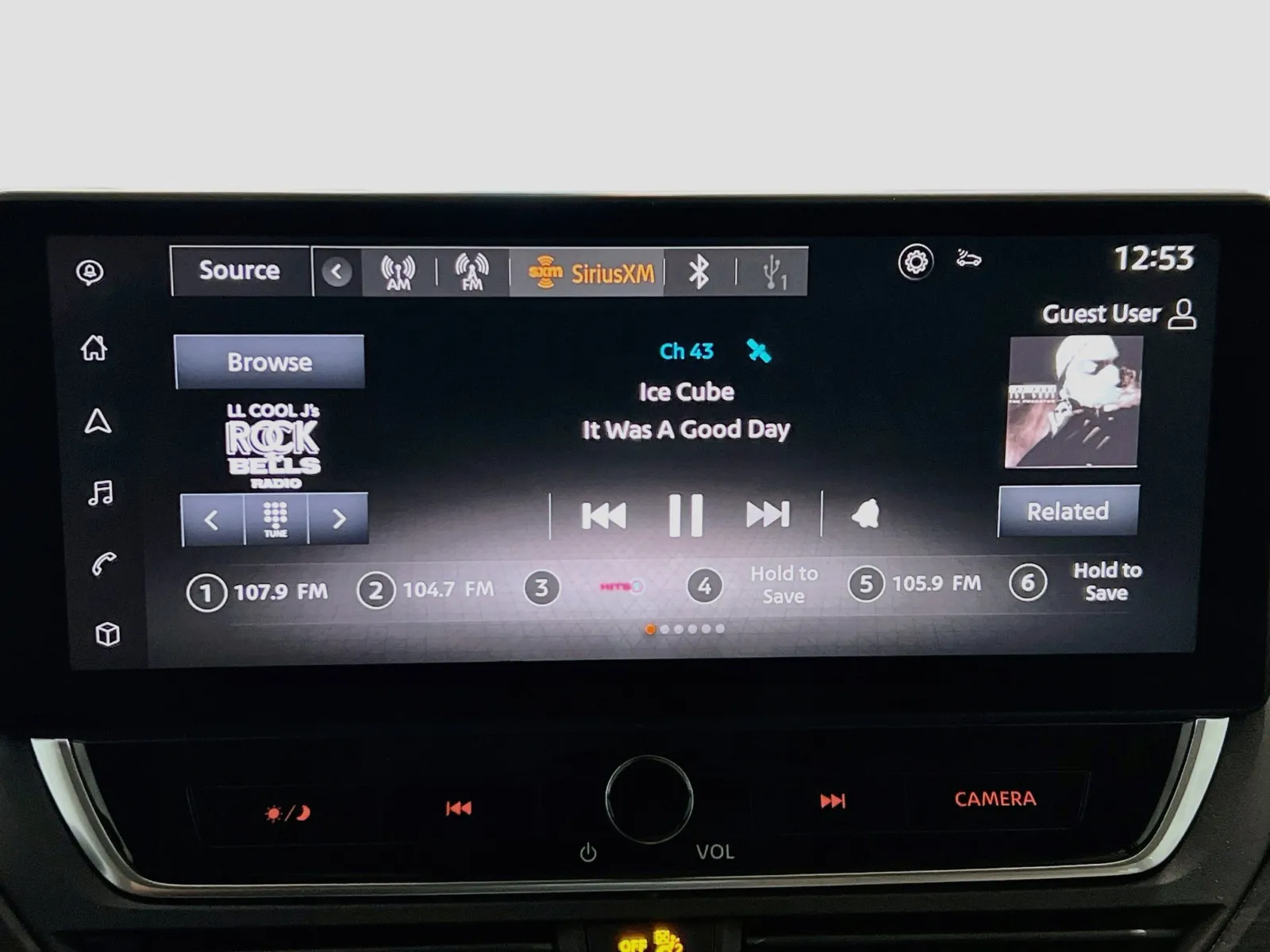 2023 Nissan Altima SL - Photo 11