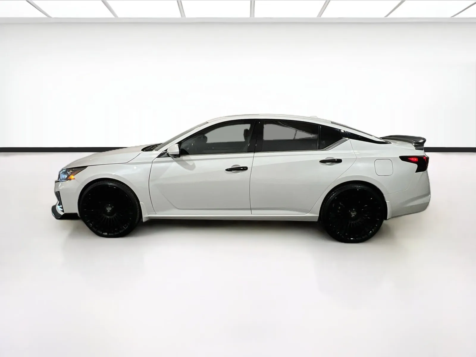 2023 Nissan Altima SL - Photo 24
